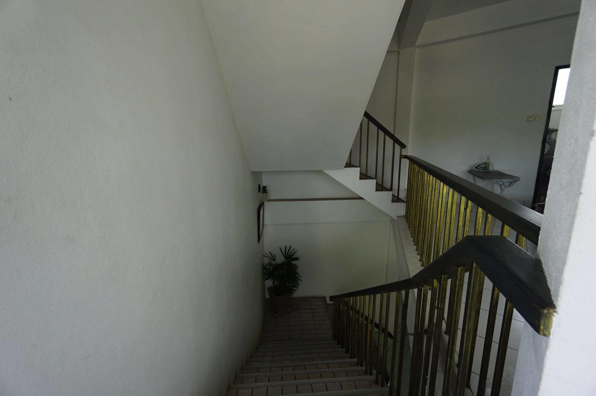 The Auto Place Phuket Exterior photo