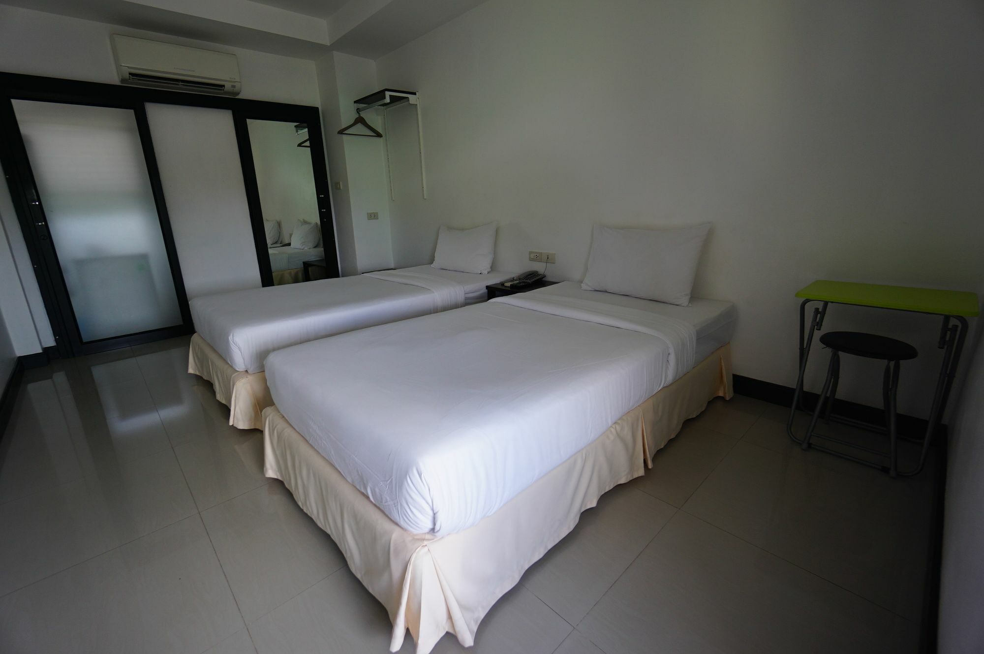 The Auto Place Phuket Exterior photo